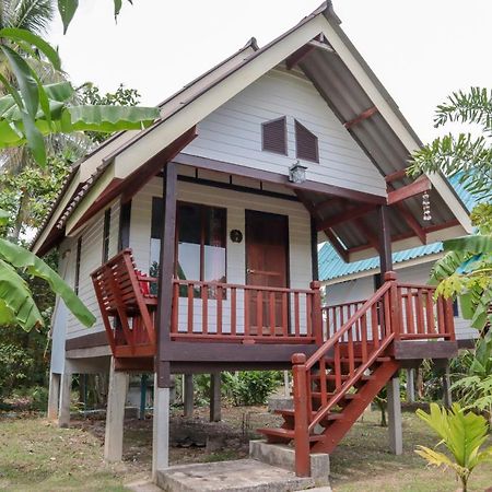 Oyo 1060 Lanta Andaleaf Bungalow Hotel Koh Lanta Exterior photo